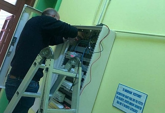 Instalime elektrike ne shtepi, Instalime elektrike Tirane, Instalime elektrike, Instalimet elektrike projekt, Instalime elektrike cmimi, Instalime elektrike 2025, instalime elektrike per apartament